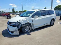 2C4RC1BG9KR554614 2019 CHRYSLER PACIFICA