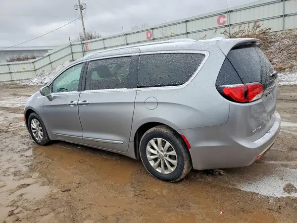 2C4RC1BG9KR560073 2019 CHRYSLER PACIFICA - Image 2
