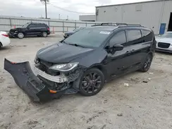 2C4RC1BG9KR560705 2019 CHRYSLER PACIFICA