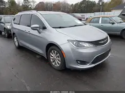 2C4RC1BG9KR566827 2019 CHRYSLER PACIFICA