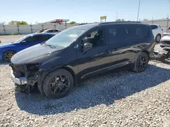2C4RC1BG9KR569808 2019 CHRYSLER PACIFICA