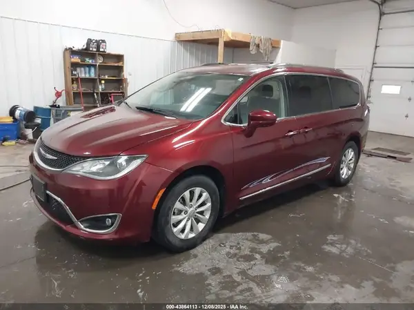 2C4RC1BG9KR589332 2019 CHRYSLER PACIFICA - Image 2