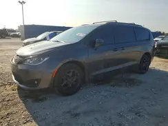 2C4RC1BG9KR593347 2019 CHRYSLER PACIFICA