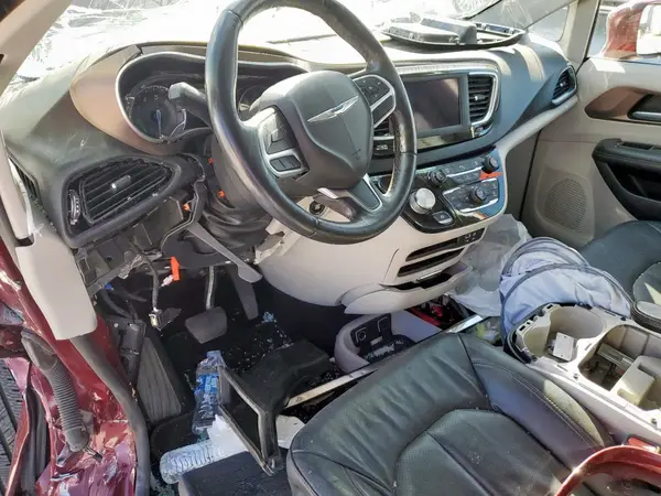 2C4RC1BG9KR596748 2019 CHRYSLER PACIFICA - Image 8