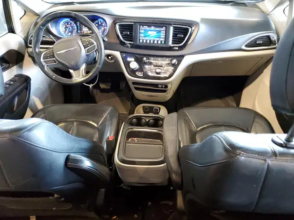 2C4RC1BG9KR597205 2019 CHRYSLER PACIFICA - Image 8
