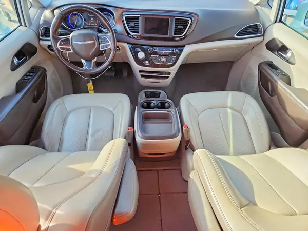 2C4RC1BG9KR597284 2019 CHRYSLER PACIFICA - Image 8