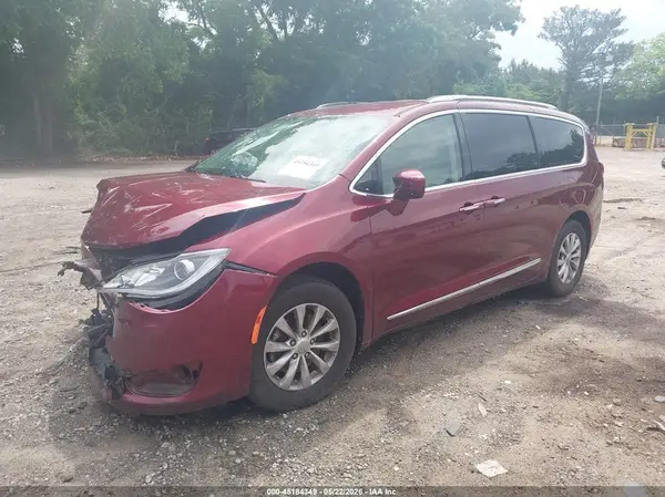 2C4RC1BG9KR597348 2019 CHRYSLER PACIFICA - Image 2