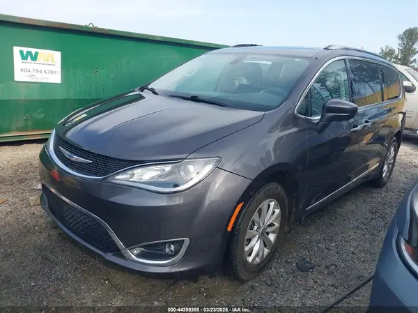 2C4RC1BG9KR597365 2019 CHRYSLER PACIFICA - Image 2
