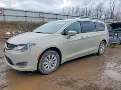 2C4RC1BG9KR609479 2019 CHRYSLER PACIFICA