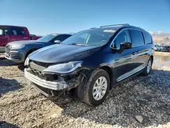 2C4RC1BG9KR617176 2019 CHRYSLER PACIFICA
