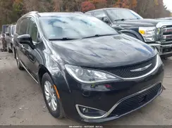 2C4RC1BG9KR655250 2019 CHRYSLER PACIFICA