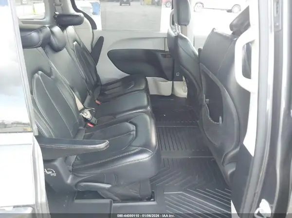 2C4RC1BG9KR666636 2019 CHRYSLER PACIFICA - Image 8