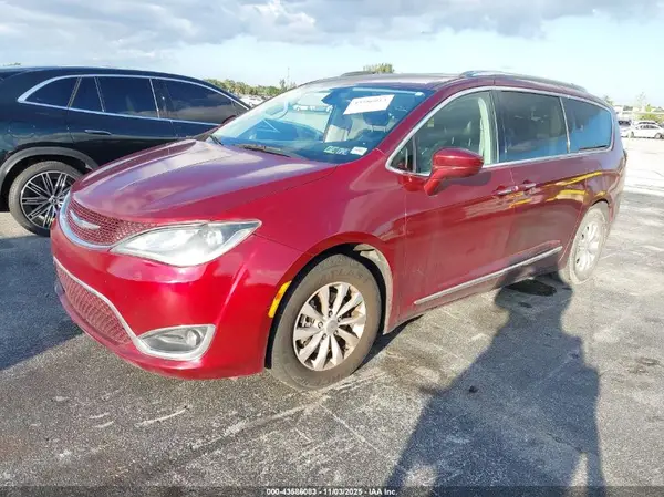 2C4RC1BG9KR680701 2019 CHRYSLER PACIFICA - Image 2