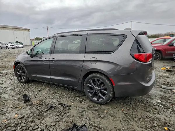 2C4RC1BG9KR681508 2019 CHRYSLER PACIFICA - Image 2