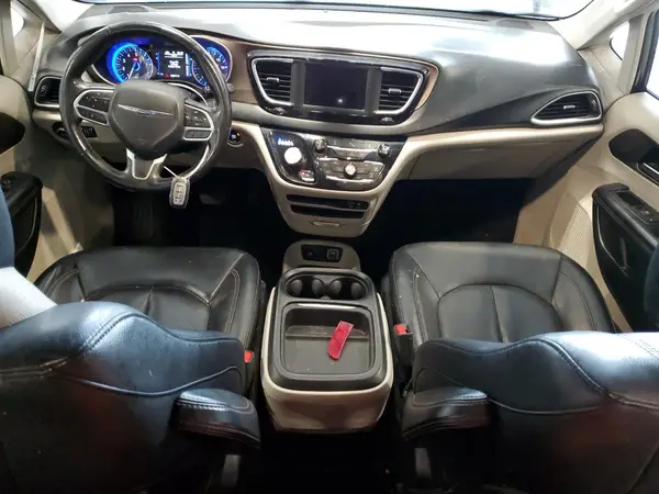 2C4RC1BG9KR685803 2019 CHRYSLER PACIFICA - Image 8