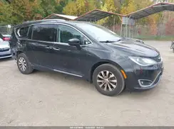2C4RC1BG9KR731615 2019 CHRYSLER PACIFICA