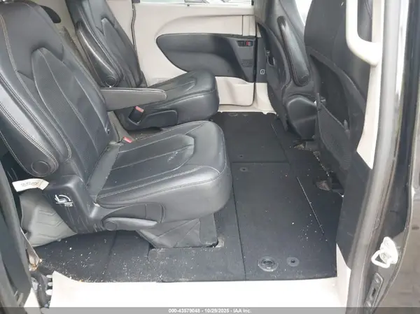 2C4RC1BG9KR731615 2019 CHRYSLER PACIFICA - Image 8