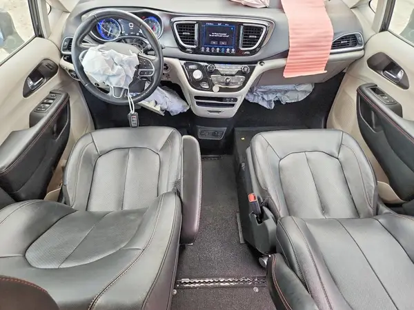 2C4RC1BG9LR120615 2020 CHRYSLER PACIFICA - Image 8