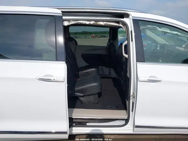 2C4RC1BG9LR128200 2020 CHRYSLER PACIFICA - Image 8