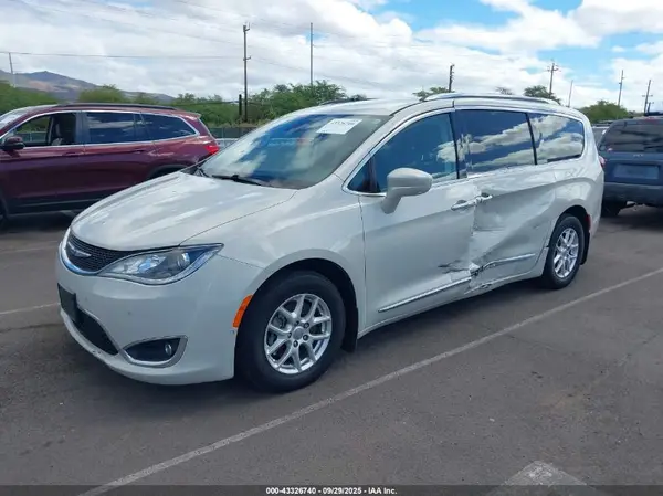 2C4RC1BG9LR128679 2020 CHRYSLER PACIFICA - Image 2