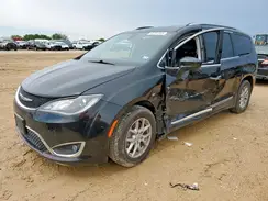 2C4RC1BG9LR131727 2020 CHRYSLER PACIFICA