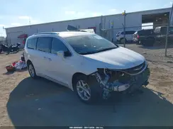 2C4RC1BG9LR141805 2020 CHRYSLER PACIFICA