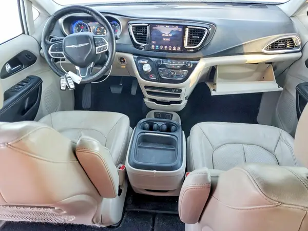 2C4RC1BG9LR142582 2020 CHRYSLER PACIFICA - Image 8