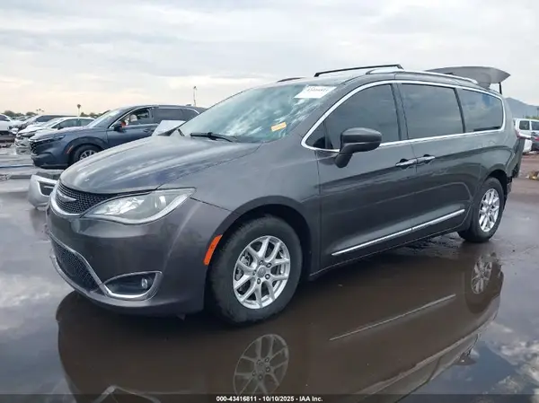2C4RC1BG9LR149886 2020 CHRYSLER PACIFICA - Image 2