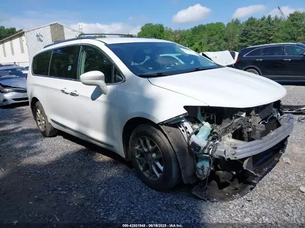 2C4RC1BG9LR157275 2020 CHRYSLER PACIFICA - Image 1