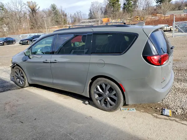 2C4RC1BG9LR217460 2020 CHRYSLER PACIFICA - Image 2
