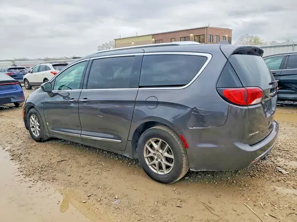 2C4RC1BG9LR269221 2020 CHRYSLER PACIFICA - Image 2