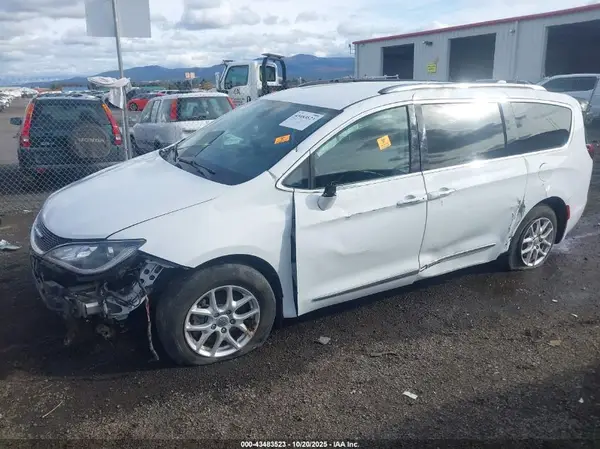 2C4RC1BG9LR276024 2020 CHRYSLER PACIFICA - Image 2