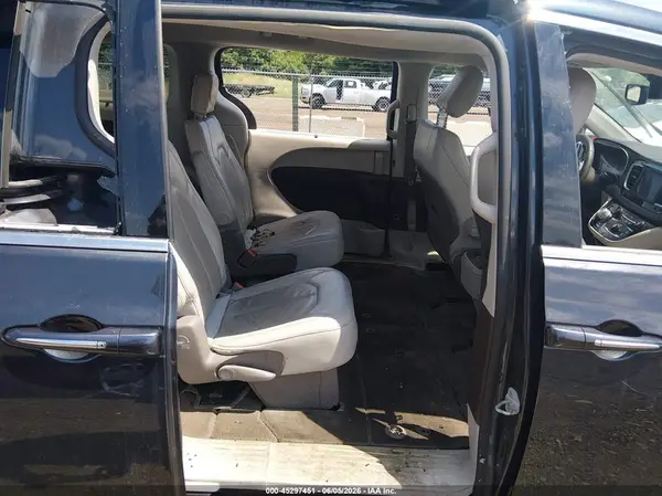 2C4RC1BG9LR283703 2020 CHRYSLER PACIFICA - Image 8