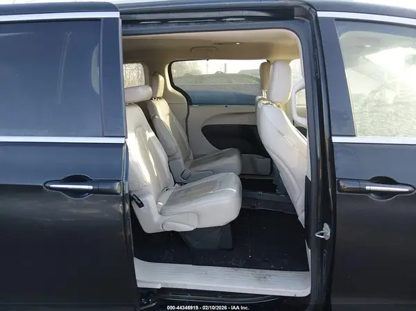 2C4RC1BG9MR503049 2021 CHRYSLER PACIFICA - Image 8
