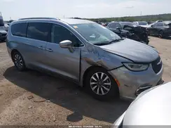 2C4RC1BG9MR513063 2021 CHRYSLER PACIFICA