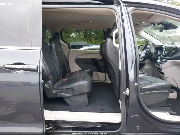 2C4RC1BG9MR532390 2021 CHRYSLER PACIFICA - Image 8