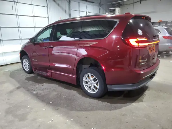 2C4RC1BG9MR556124 2021 CHRYSLER PACIFICA - Image 2