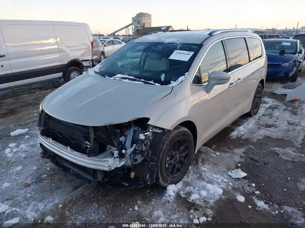 2C4RC1BG9MR559671 2021 CHRYSLER PACIFICA - Image 2