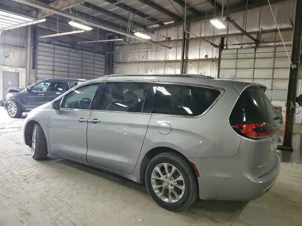 2C4RC1BG9MR560979 2021 CHRYSLER PACIFICA - Image 2