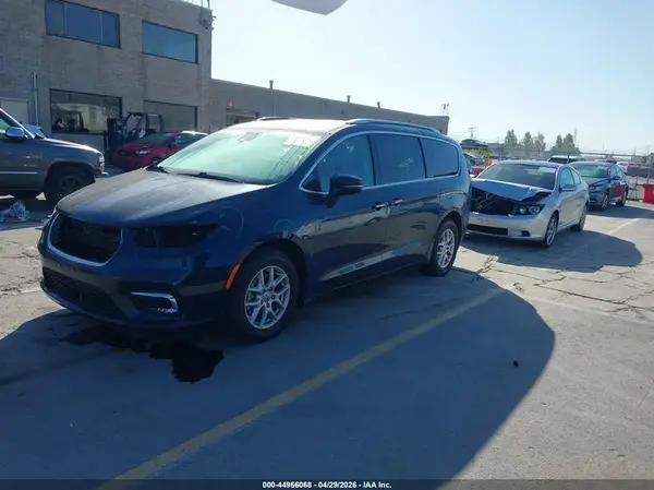 2C4RC1BG9MR584392 2021 CHRYSLER PACIFICA - Image 2