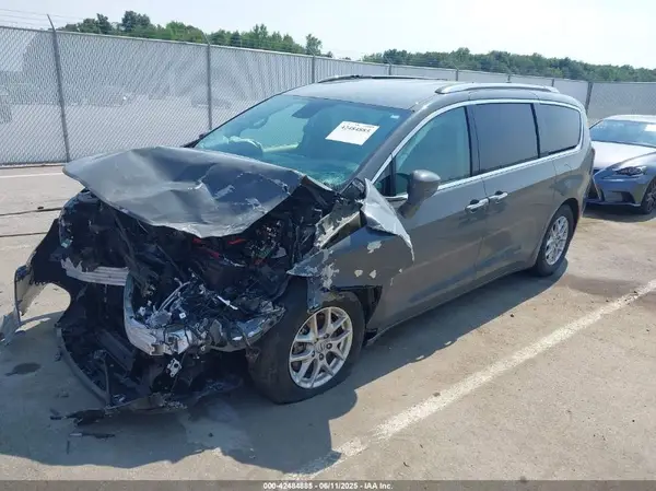 2C4RC1BG9MR597496 2021 CHRYSLER PACIFICA - Image 2
