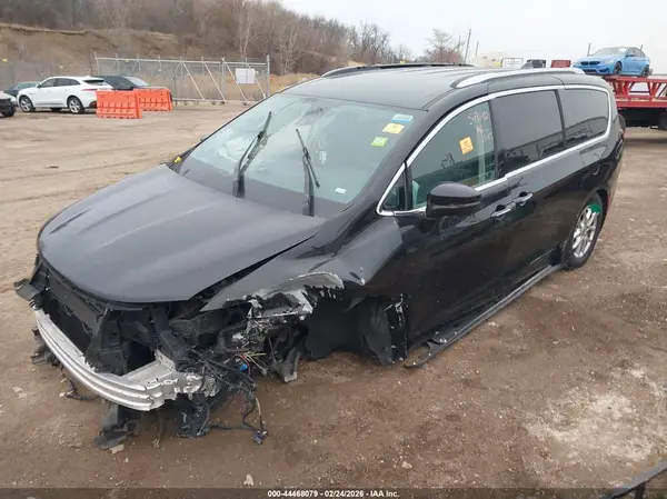2C4RC1BG9MR601384 2021 CHRYSLER PACIFICA - Image 2