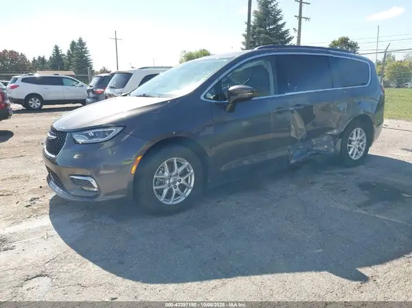 2C4RC1BG9NR106362 2022 CHRYSLER PACIFICA - Image 2