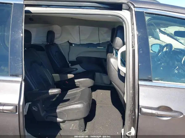 2C4RC1BG9NR106362 2022 CHRYSLER PACIFICA - Image 8