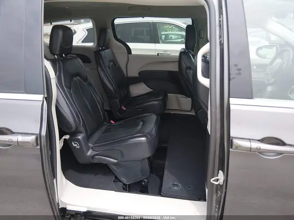 2C4RC1BG9NR122108 2022 CHRYSLER PACIFICA - Image 8