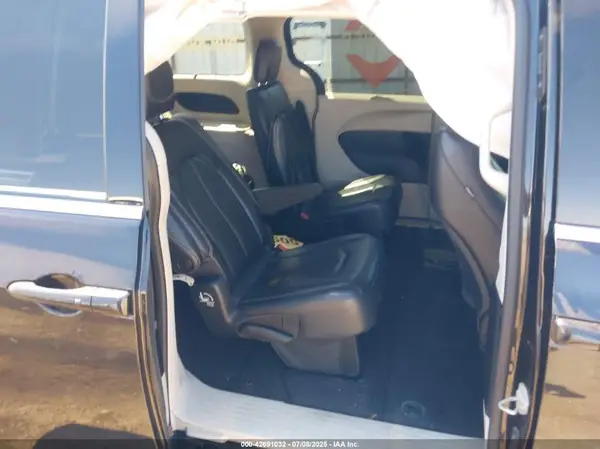 2C4RC1BG9NR128071 2022 CHRYSLER PACIFICA - Image 8