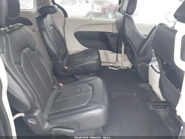 2C4RC1BG9NR142830 2022 CHRYSLER PACIFICA - Image 8