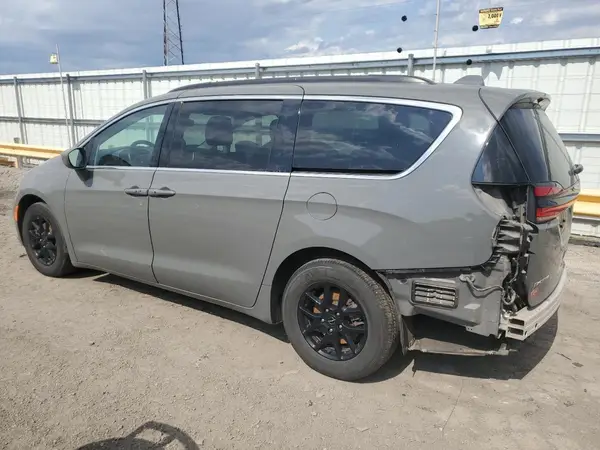 2C4RC1BG9NR149695 2022 CHRYSLER PACIFICA - Image 2
