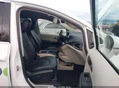 2C4RC1BG9NR155223 2022 CHRYSLER PACIFICA