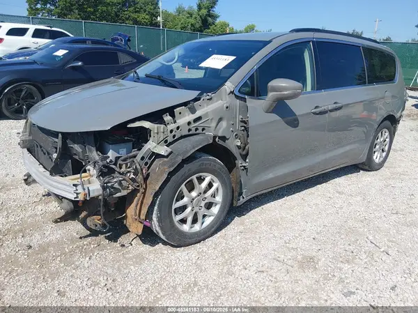 2C4RC1BG9NR162186 2022 CHRYSLER PACIFICA - Image 2